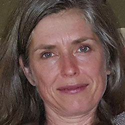 Alana M., 42