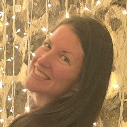 Alana M., 42